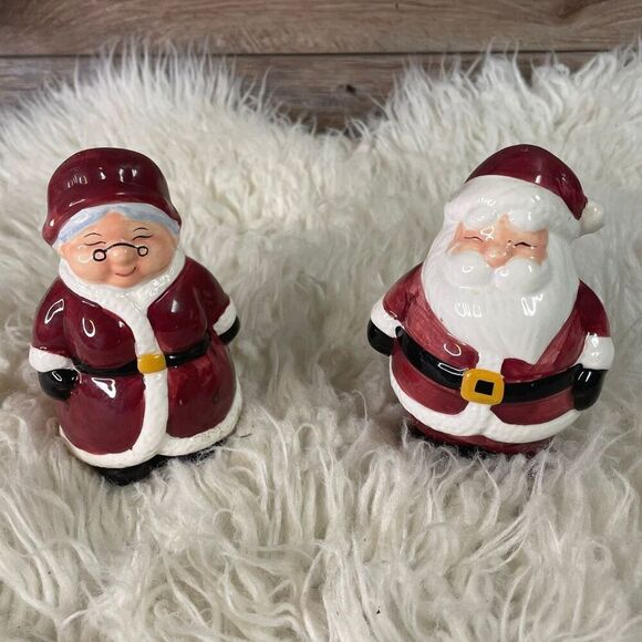 2001 PUBLIX  Santa Claus & Mrs Claus Salt Pepper Shakers Encore Edition - Picture 2 of 5